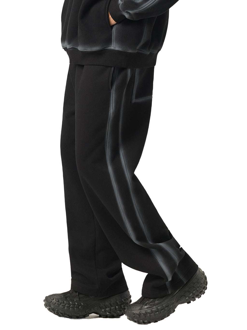 Bumble Heart Wing Sunfaded Edge Fleece Sweatpants
